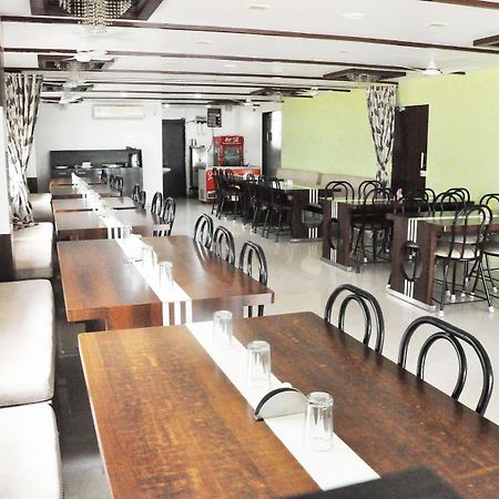 Hotel Sahara Aurangabad  Buitenkant foto